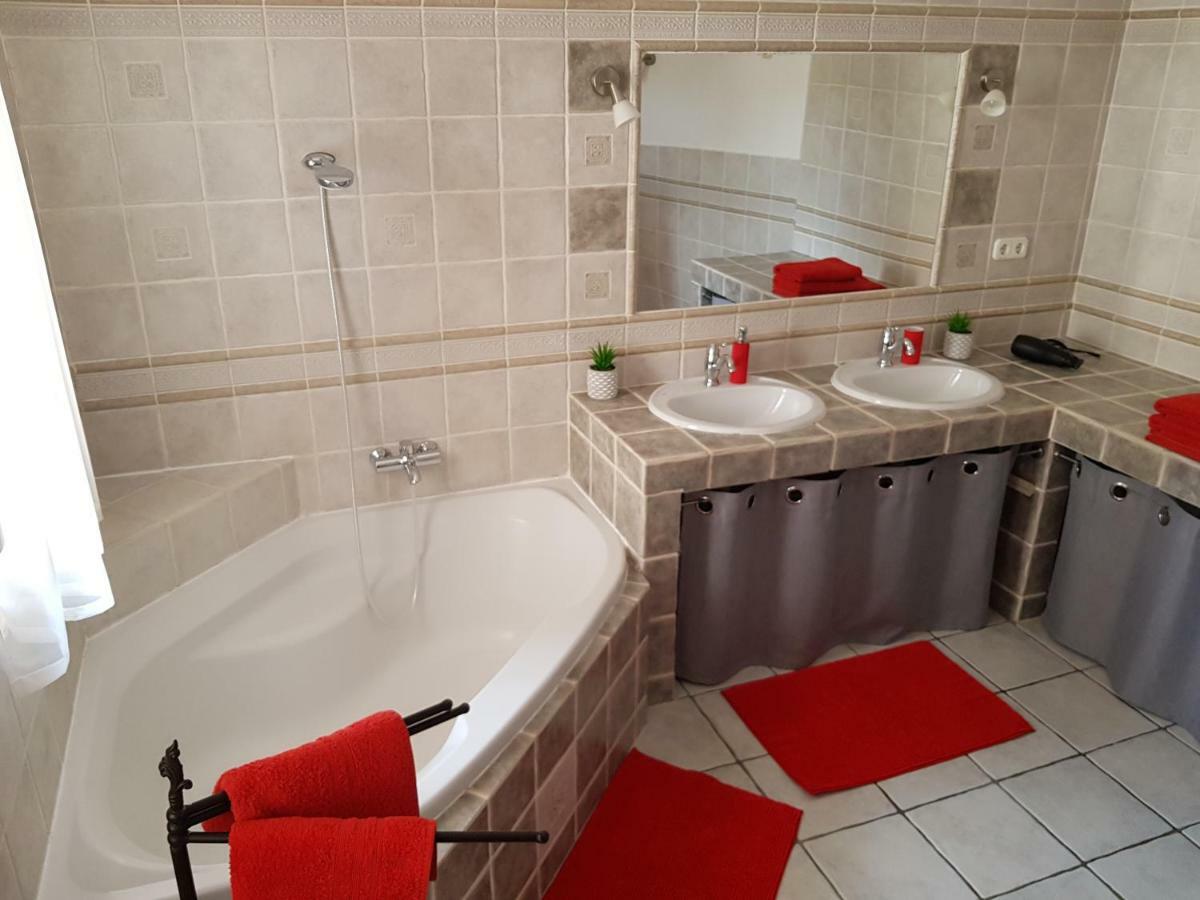 Mediterran Apartman بيتْش المظهر الخارجي الصورة